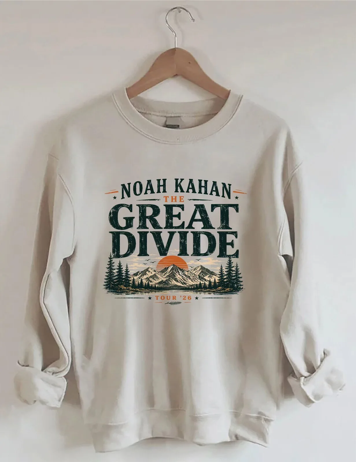 Noah Kahan The Great Divide Tour 2026 Mountain Sunset Sweatshirt